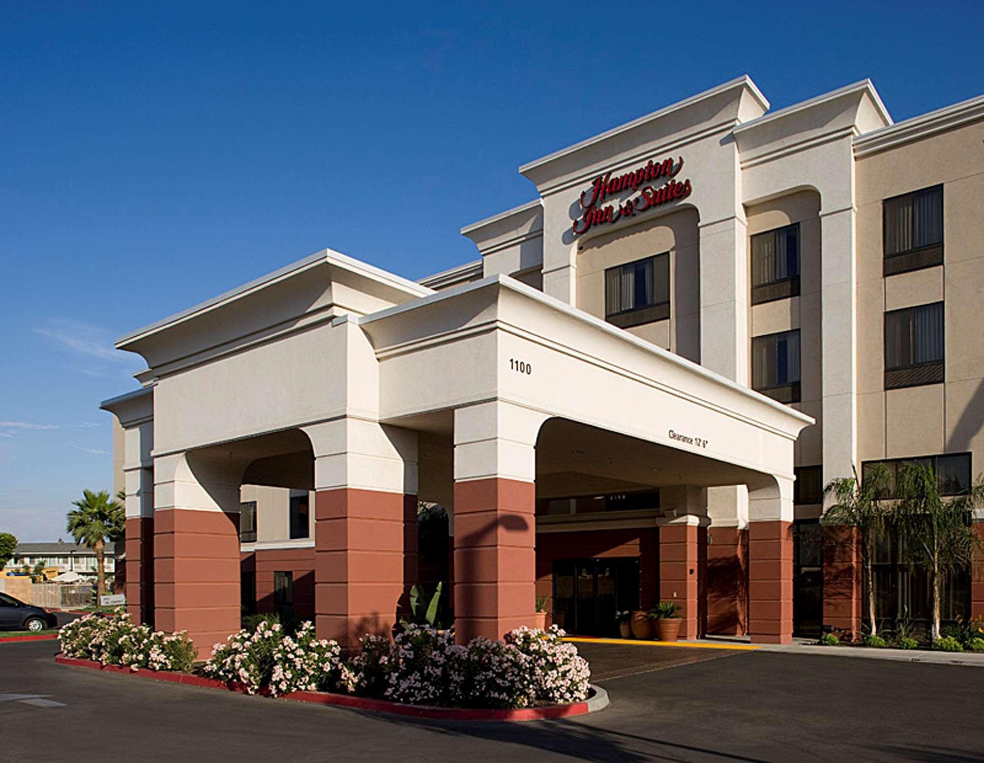 Hampton Inn & Suites Tulare Εξωτερικό φωτογραφία