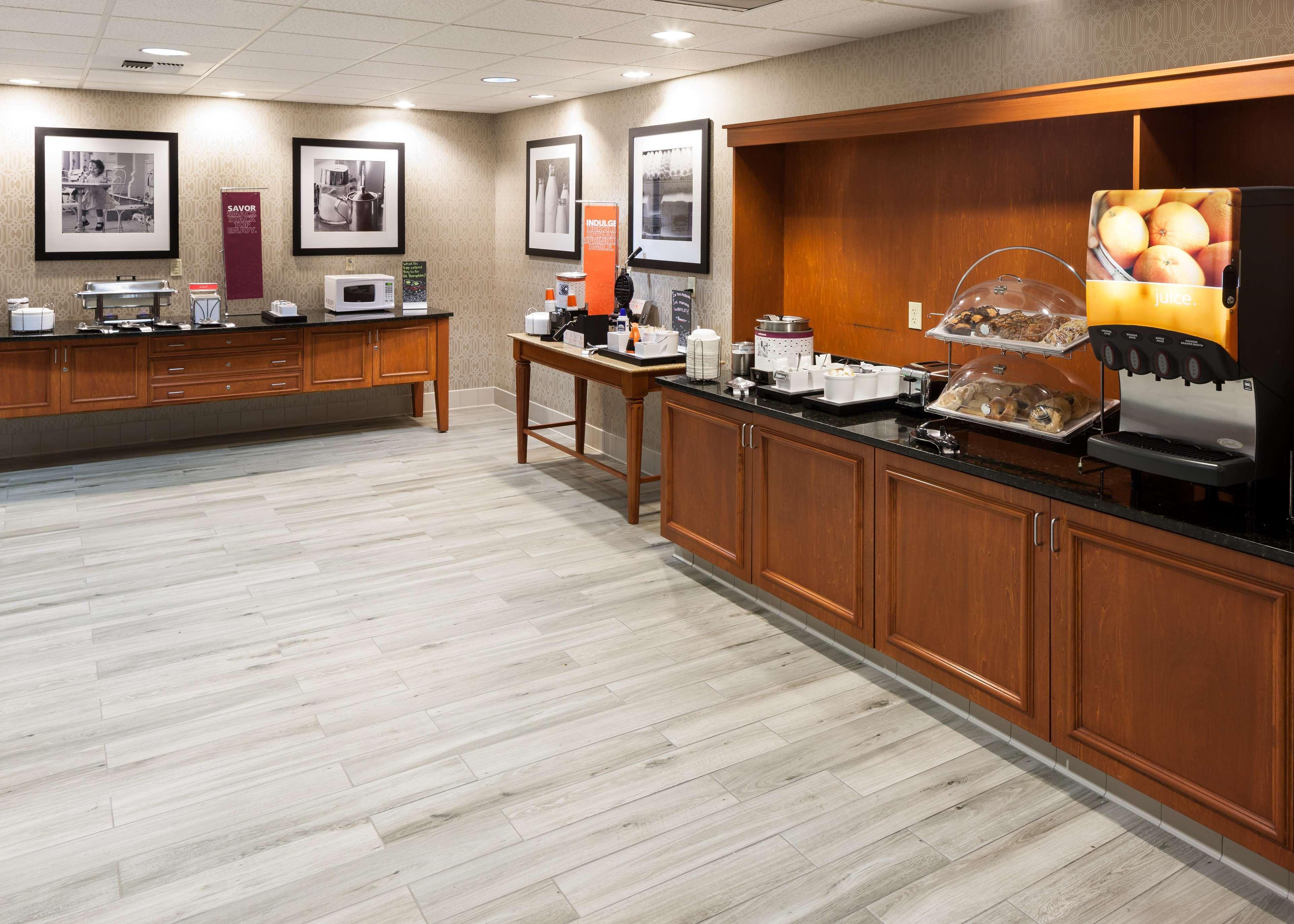 Hampton Inn & Suites Tulare Εξωτερικό φωτογραφία
